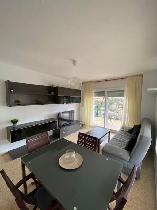 Апартаменти Apartamento En Benicasim Con Piscina Бенікасім Екстер'єр фото